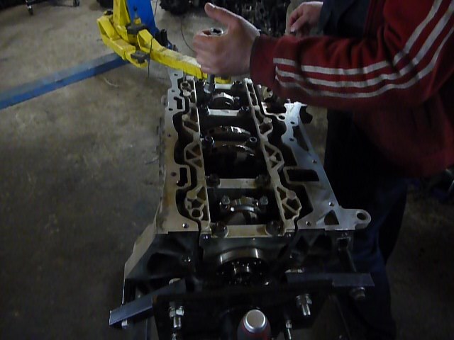 Капитальный ремонт двигателей Форд Фокус 2, 3 (1.6, 1.8) с гарантией.